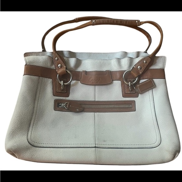 Coach pebbled leather tote bag. - Picture 1 of 6